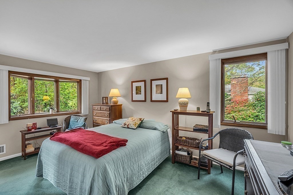 35 Berkeley Road Framingham, MA 01701 - Photo 20 of 41 Gallery Image 20