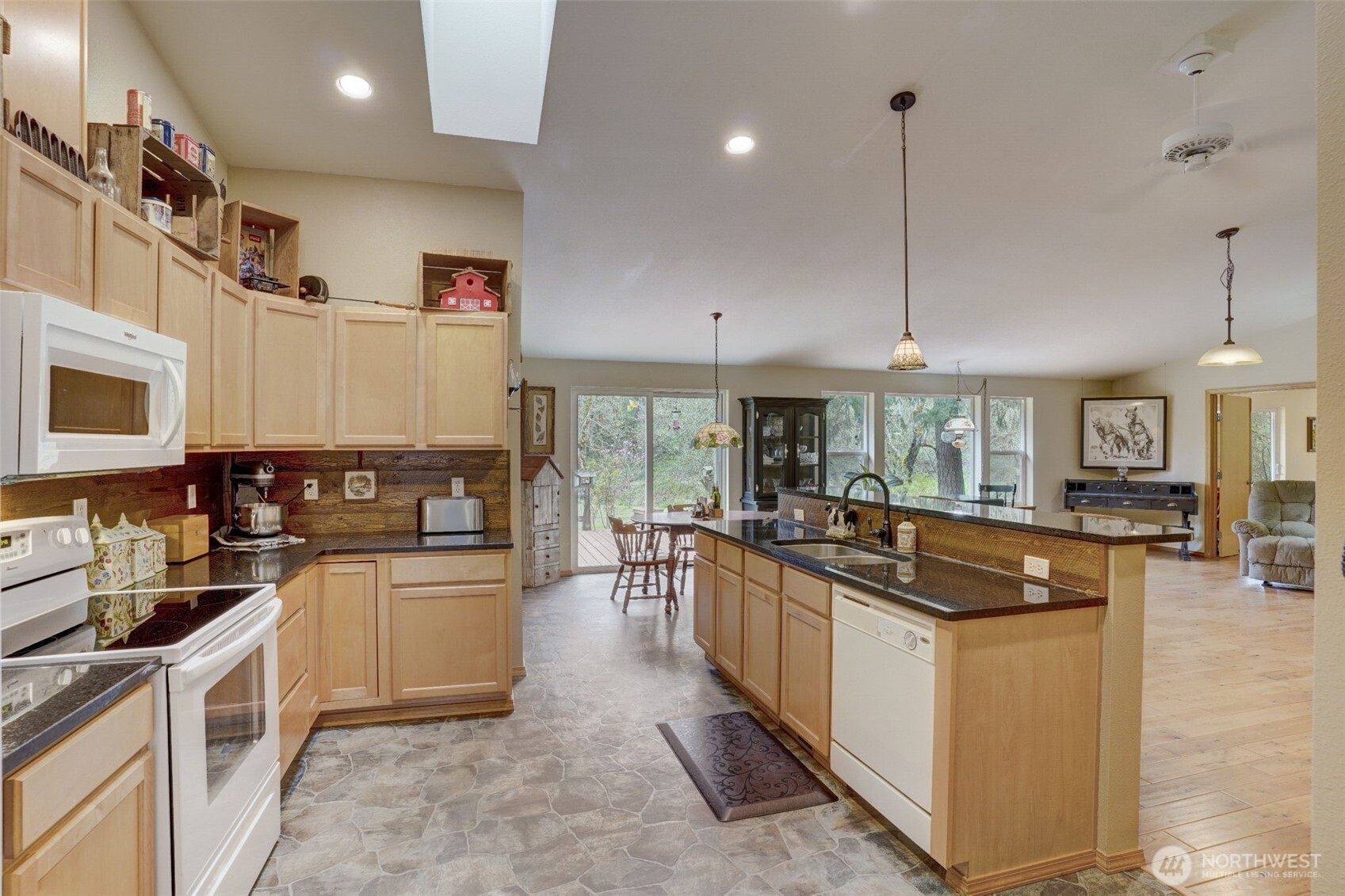 1319 Winlock-Vader Road, Unit 19 Winlock, WA 98596 - Photo 4 of 40