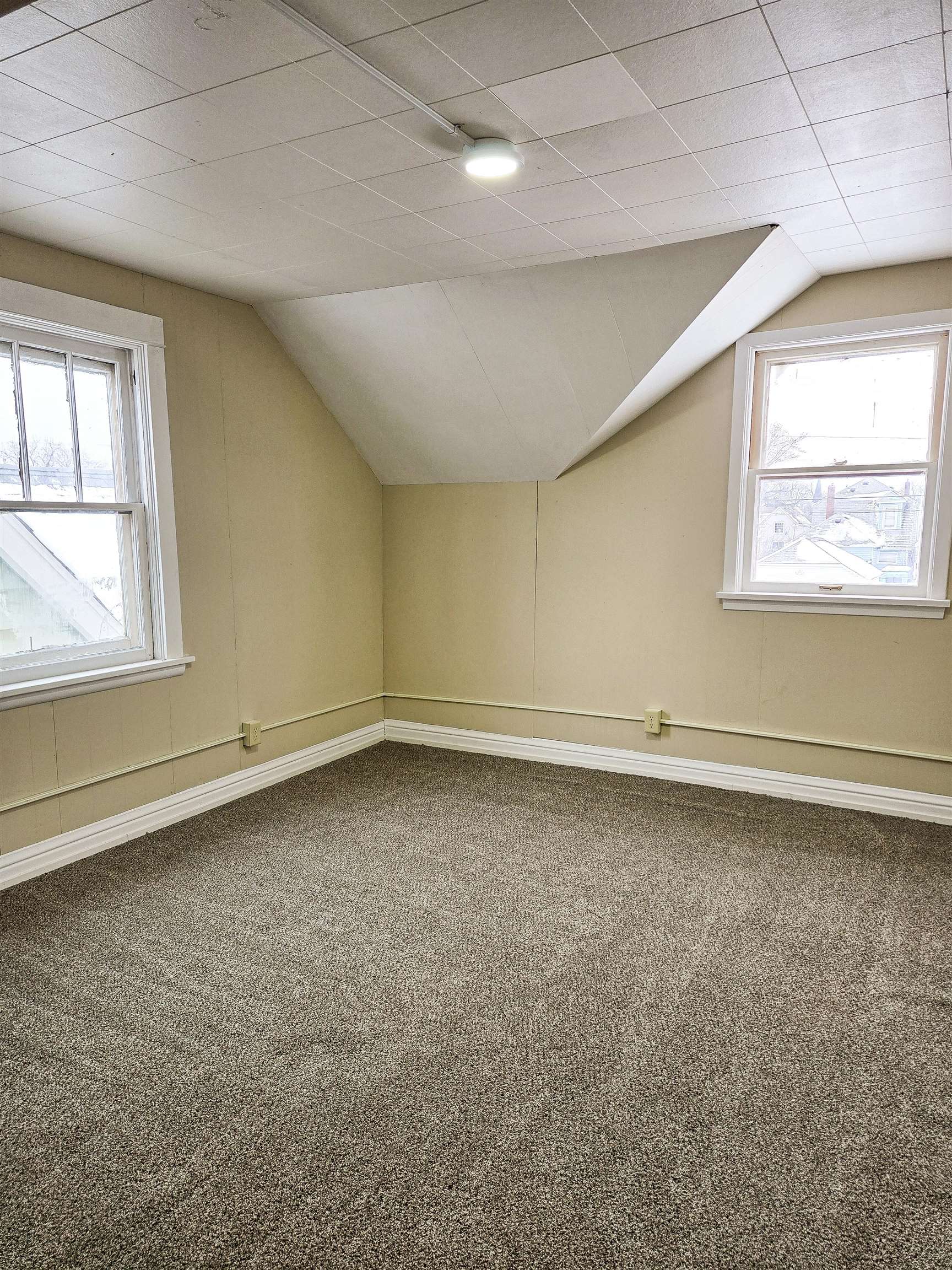 1015 Weeks Avenue Superior, WI 54880 - Photo 14 of 19