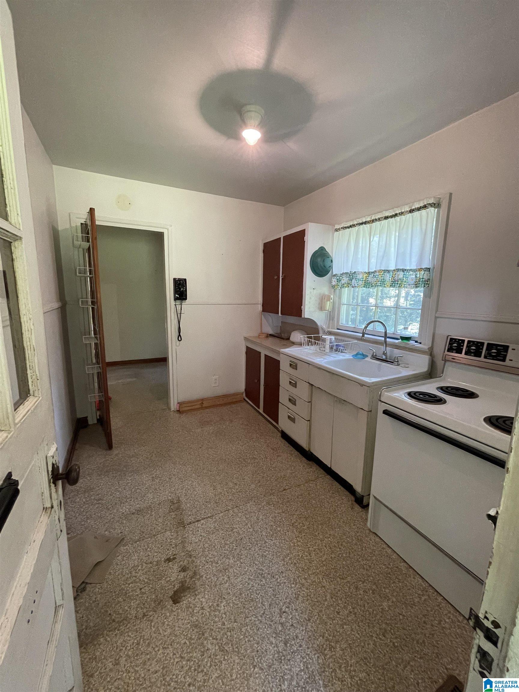 103 Westbrook Road Bessemer, AL 35023 - Photo 5 of 11