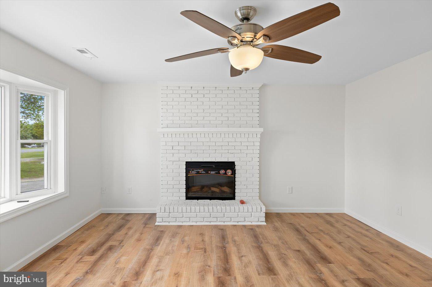 6417 Courthouse Road Spotsylvania, VA 22551 - Photo 19 of 42 Freshly painted, new floor, new fixture
