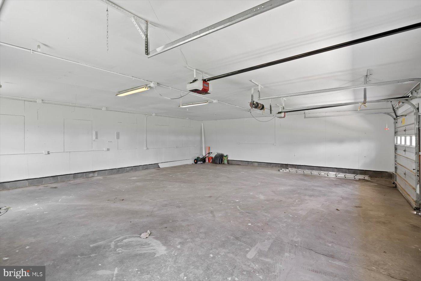 6417 Courthouse Road Spotsylvania, VA 22551 - Photo 4 of 42 Natural light coming in too