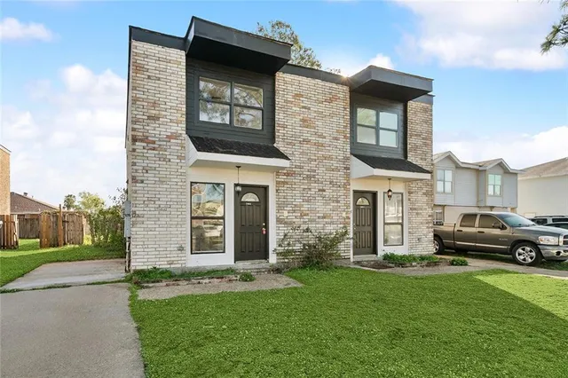 $215,000 | 7001-7003 Yorktown Drive, New Orleans, LA 70127