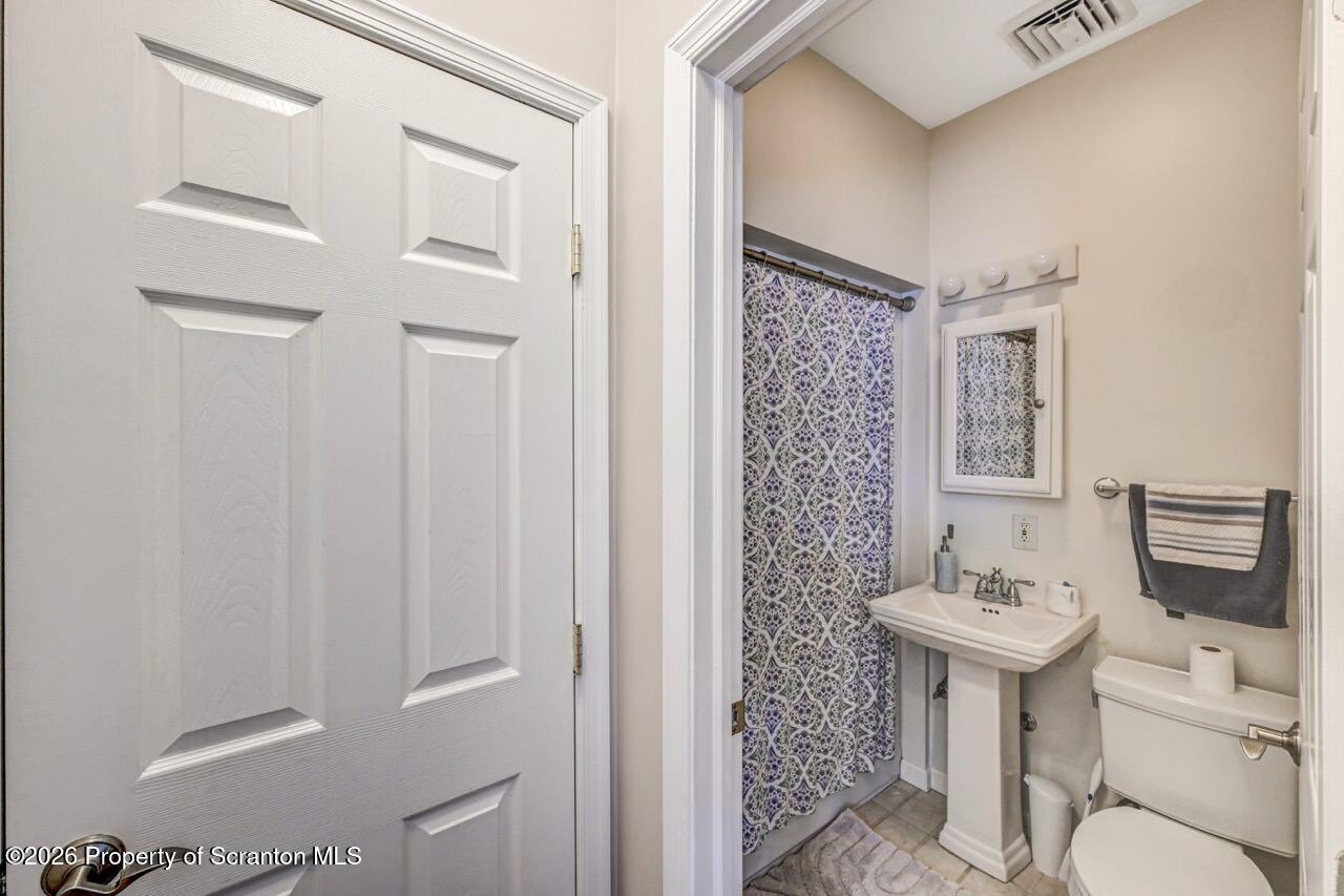272 Windsor Way Moscow, PA 18444 - Photo 73 of 145 272 Windsor Way 074 Large
