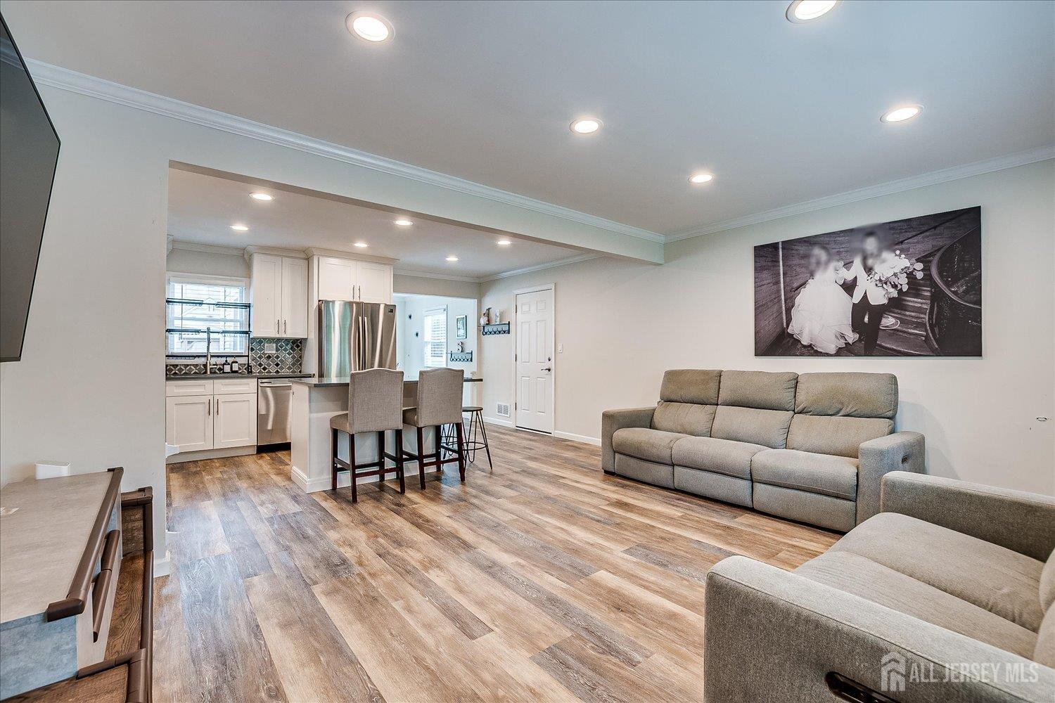 741 Brookside Road Rahway, NJ 07065 - Photo 10 of 37 Gallery Image 10