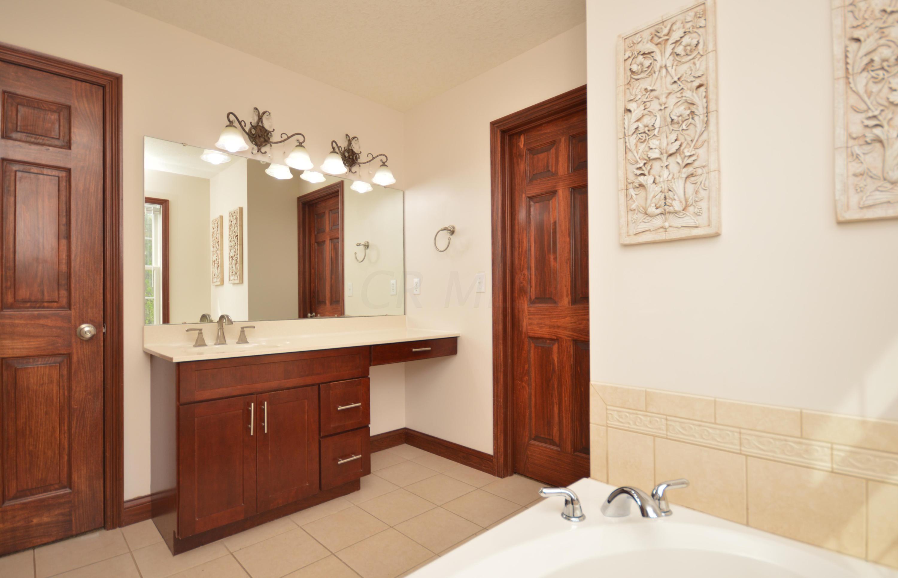1365 Deer Run Road Newark, OH 43055 - Photo 24 of 38 Gallery Image 24