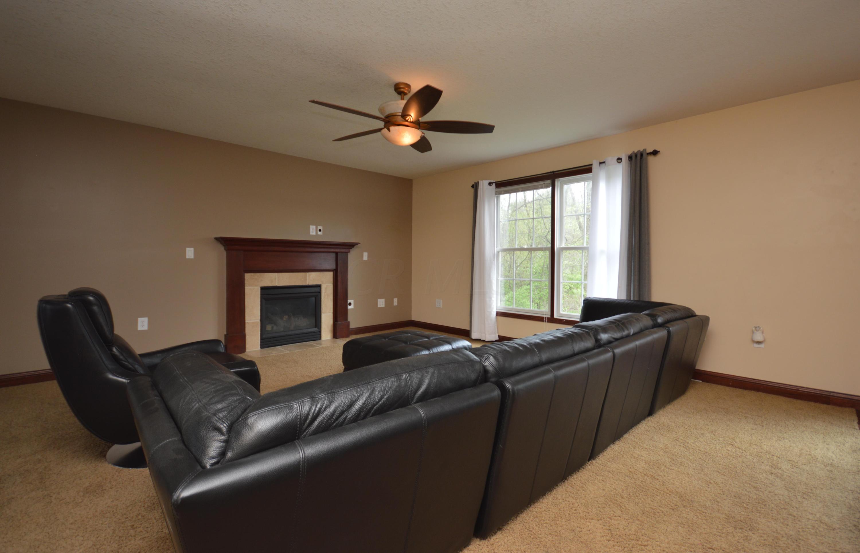 1365 Deer Run Road Newark, OH 43055 - Photo 7 of 38 Gallery Image 7