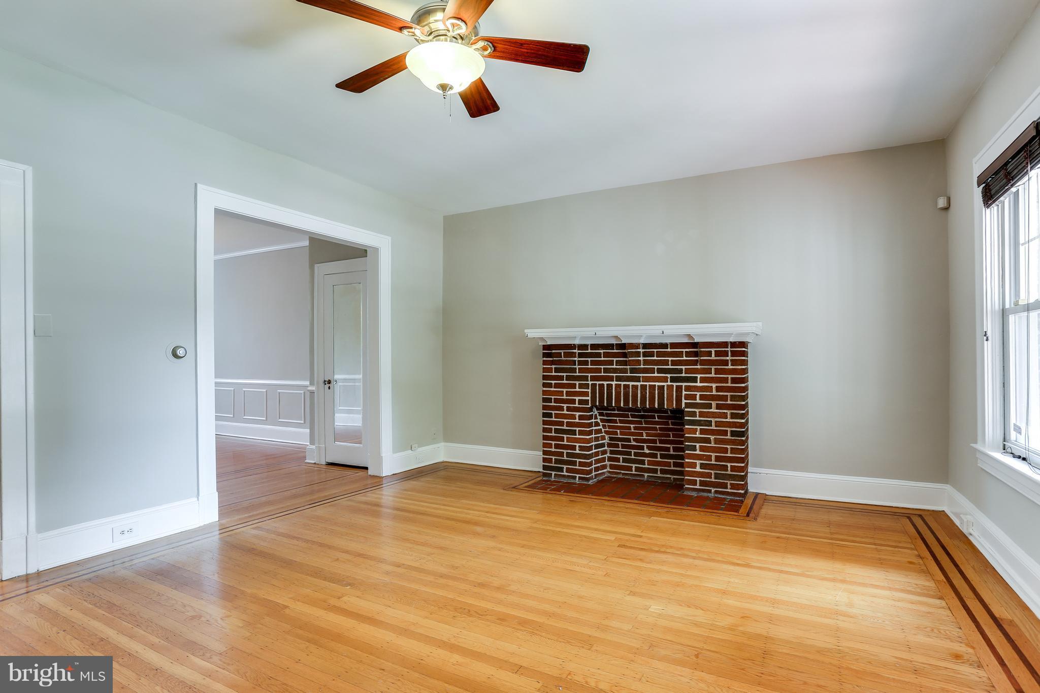 3921 Keswick Road Baltimore, MD 21211 - Photo 24 of 25 Living Room