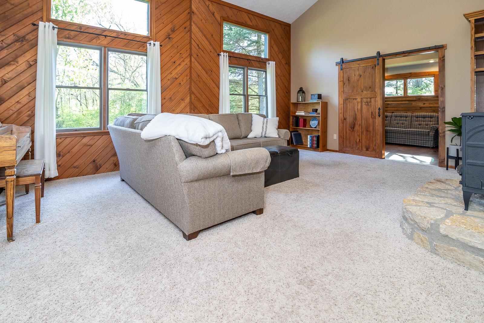 3975 Hyatts Road Powell, OH 43065 - Photo 9 of 41 Excellent Vaulted Great Room with Wood Burner.