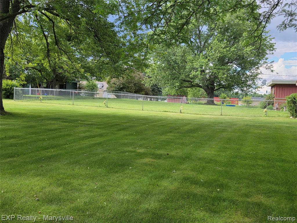 11232 Yale Road Yale, MI 48097 - Photo 23 of 24