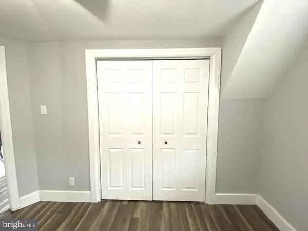 $2,300 | 864 Whitehorse Mercerville Road, Trenton, NJ 08610