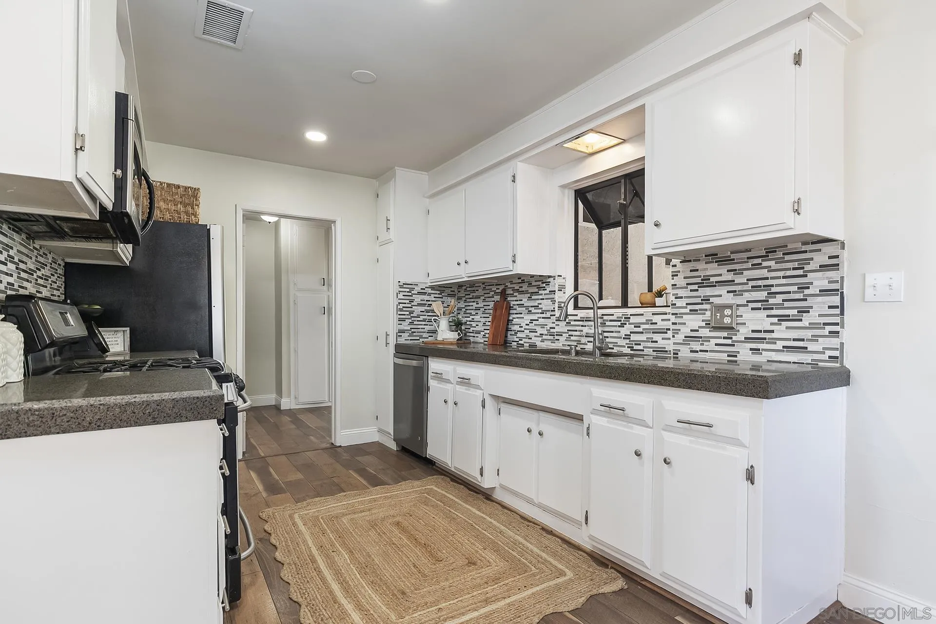 1167 Peutz Valley Road Alpine, CA 91901 - Photo 15 of 71