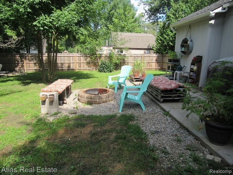 124 South Conklin Road Lake Orion, MI 48362 - Photo 10 of 27 IMG_4719.JPG