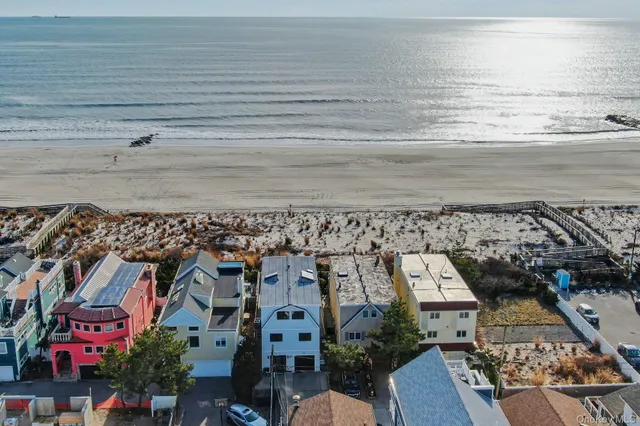 $2,750,000 | 923 Oceanfront, Long Beach, NY 11561