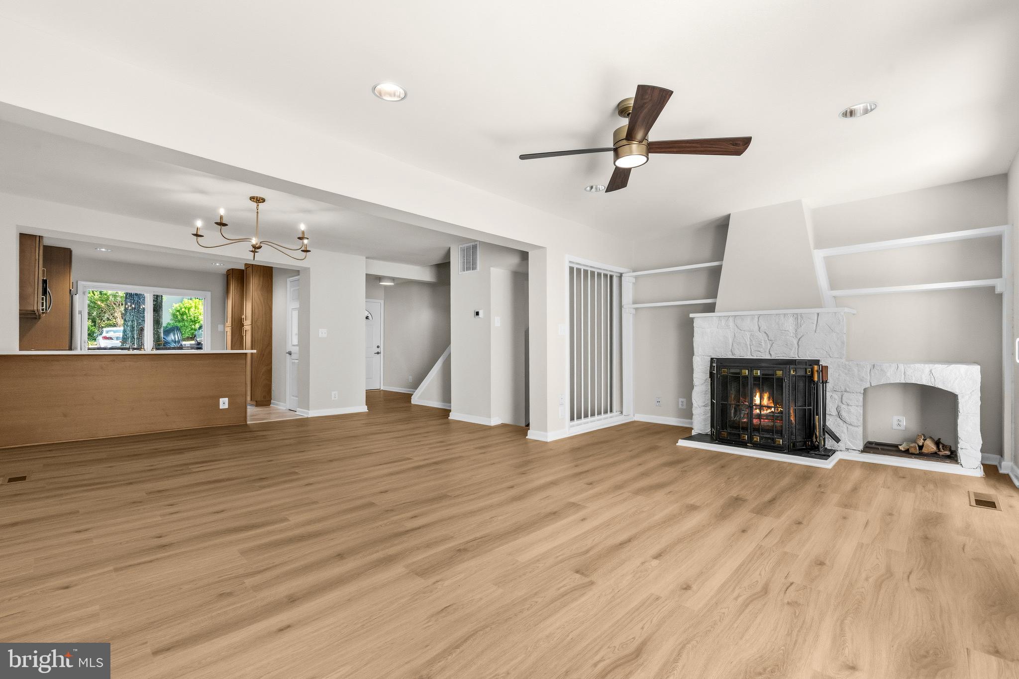 1604 Valencia Way Reston, VA 20190 - Photo 8 of 50