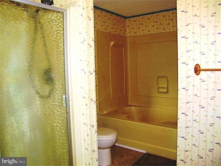 4836 Kenton Road Dover, DE 19904 - Photo 12 of 22 Master Bathroom