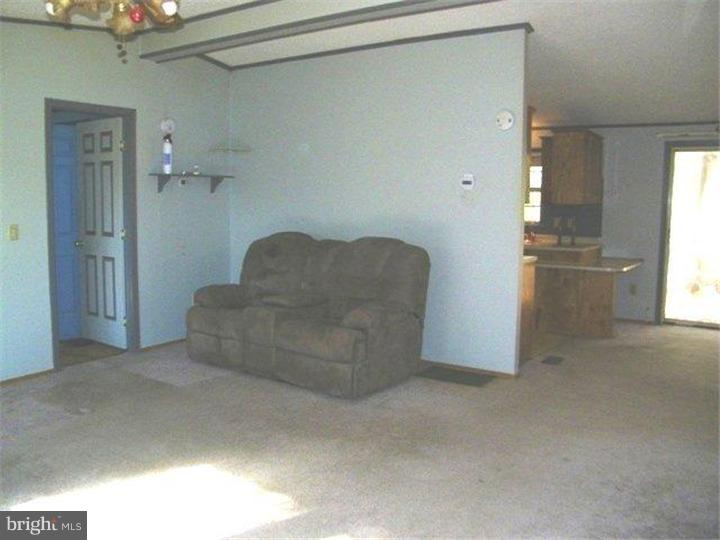 4836 Kenton Road Dover, DE 19904 - Photo 5 of 22 Living Room