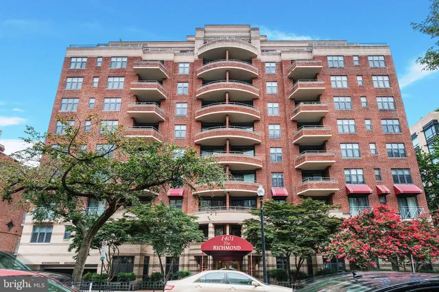 $449,900 | 1401 17th Street Northwest, Unit 104, Washington, DC 20036