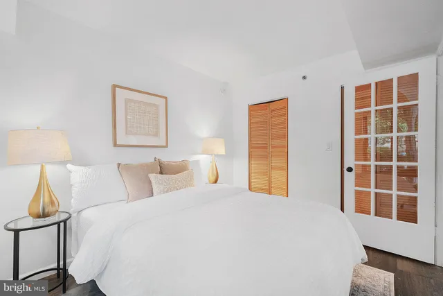 $449,900 | 1401 17th Street Northwest, Unit 104, Washington, DC 20036