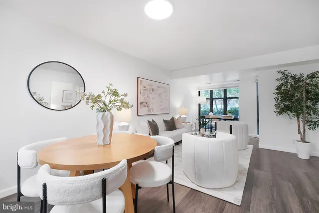 $449,900 | 1401 17th Street Northwest, Unit 104, Washington, DC 20036