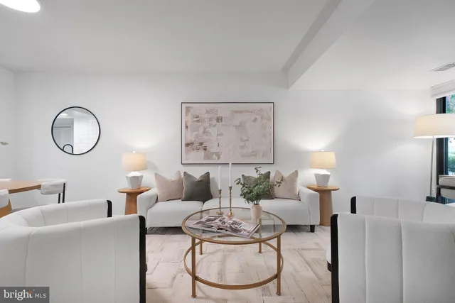 $449,900 | 1401 17th Street Northwest, Unit 104, Washington, DC 20036