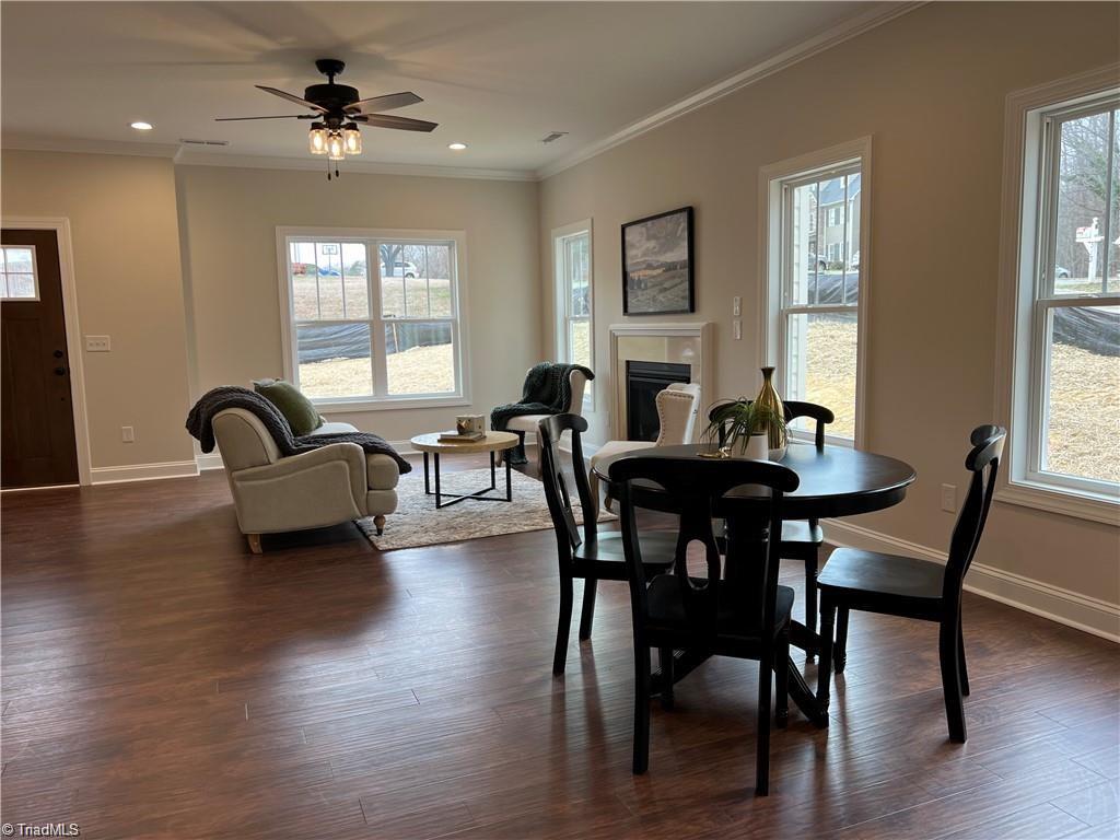 319 Ridgeland Drive High Point, NC 27262 - Photo 7 of 20 Gallery Image 7