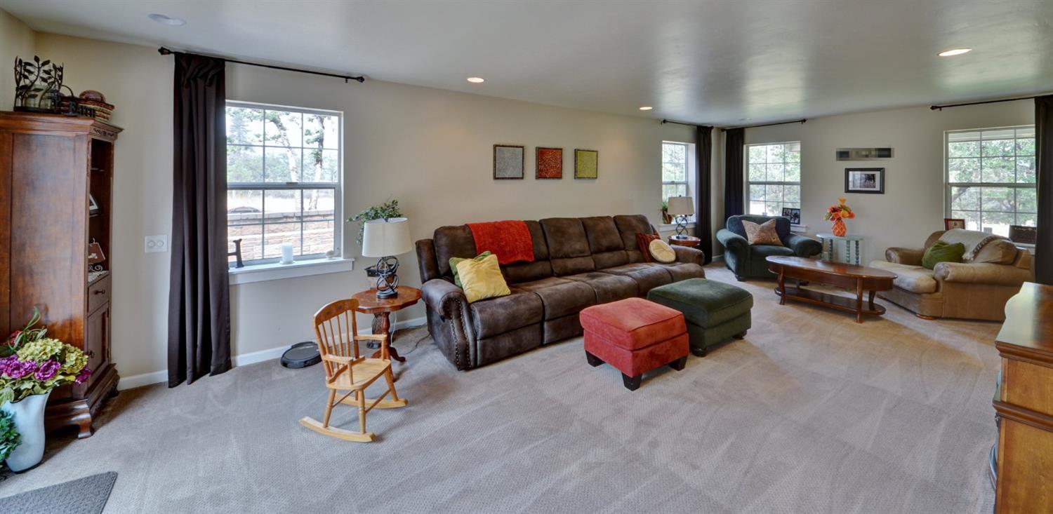 12787 Perry Road White City, OR 97503 - Photo 15 of 35 Additional Photo