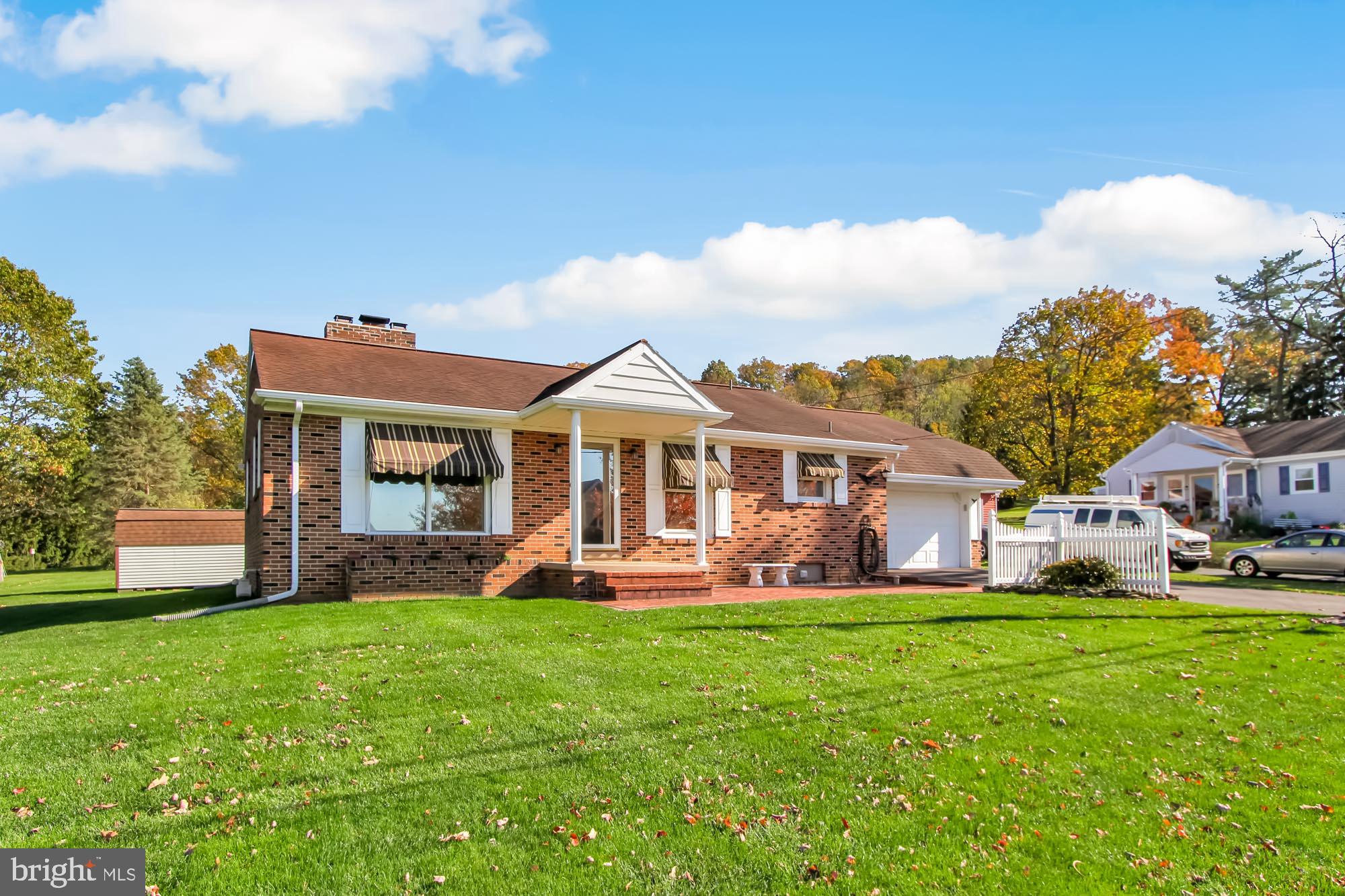 2815 Sheridan Road York, PA 17406 - Photo 2 of 27 Gallery Image 2