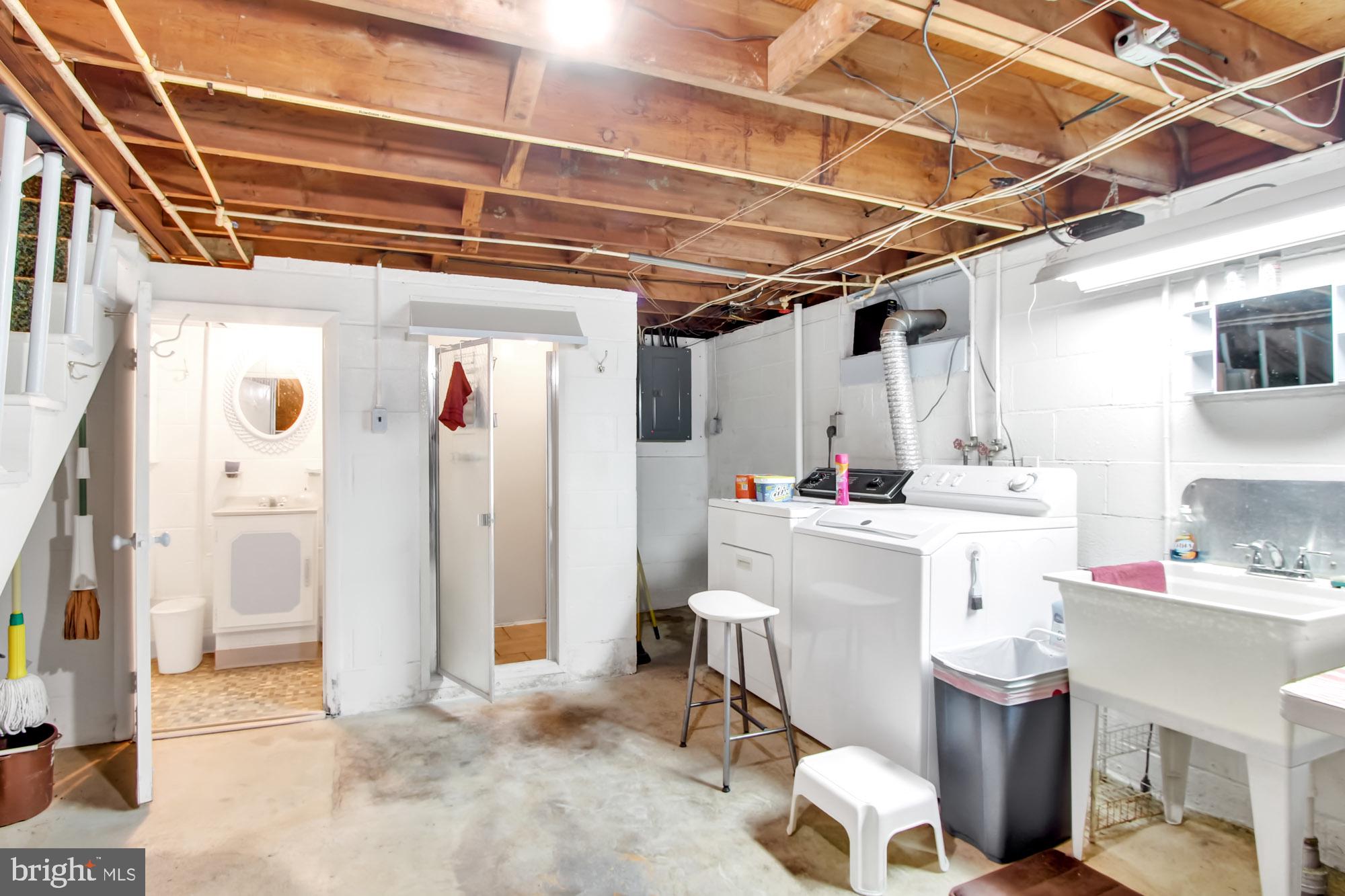 2815 Sheridan Road York, PA 17406 - Photo 22 of 27 Gallery Image 22