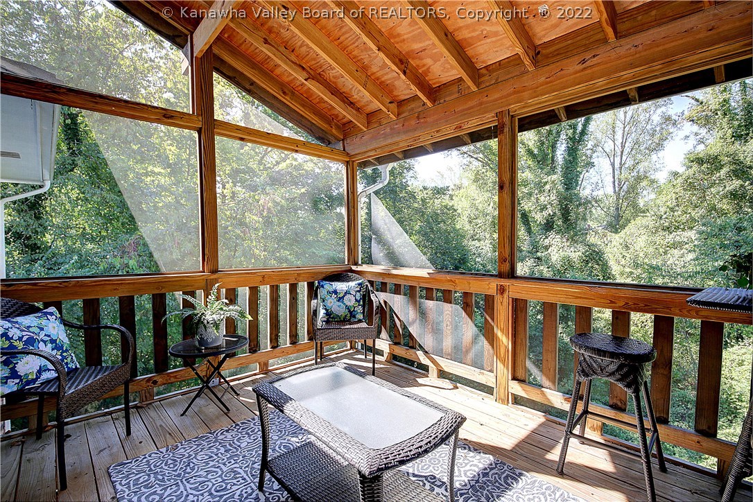2018 Northwood Road Charleston, WV 25314 - Photo 15 of 29 Gallery Image 15