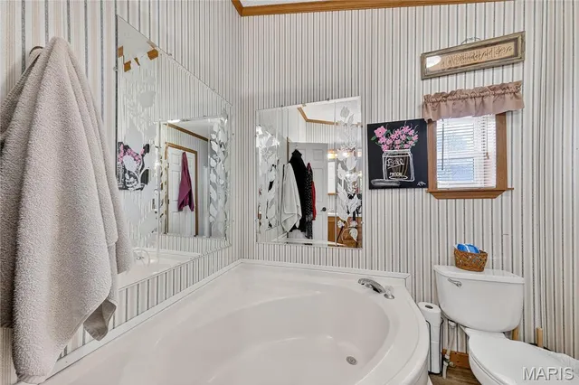 $169,900 | 200 East Elsom Street, Eolia, MO 63344