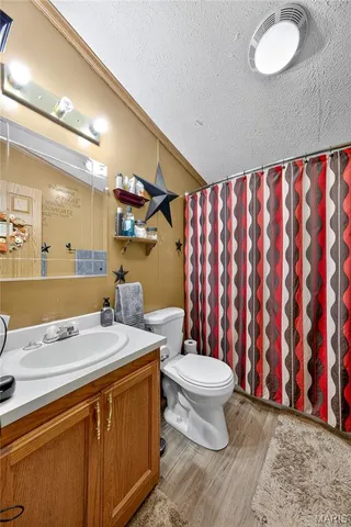 $169,900 | 200 East Elsom Street, Eolia, MO 63344