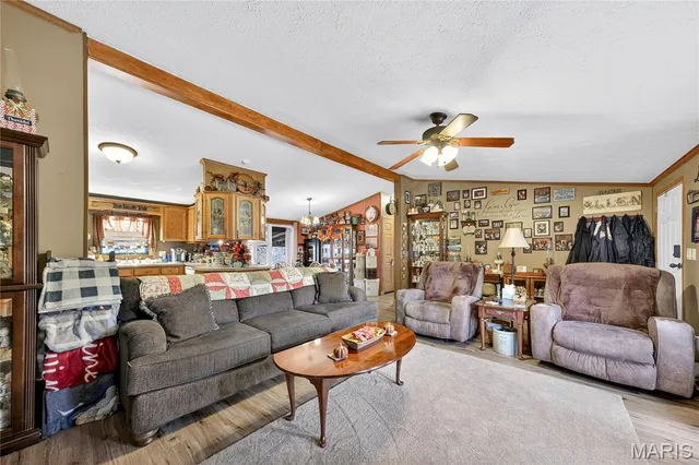 $169,900 | 200 East Elsom Street, Eolia, MO 63344