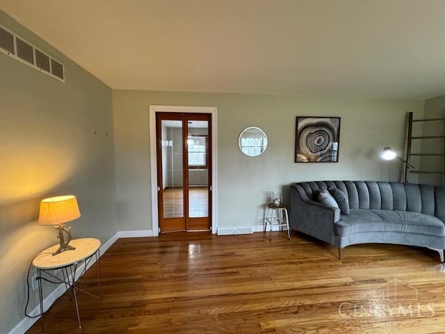 5609 Dry Ridge Road Cincinnati, OH 45252 - Photo 7 of 54 Gallery Image 7