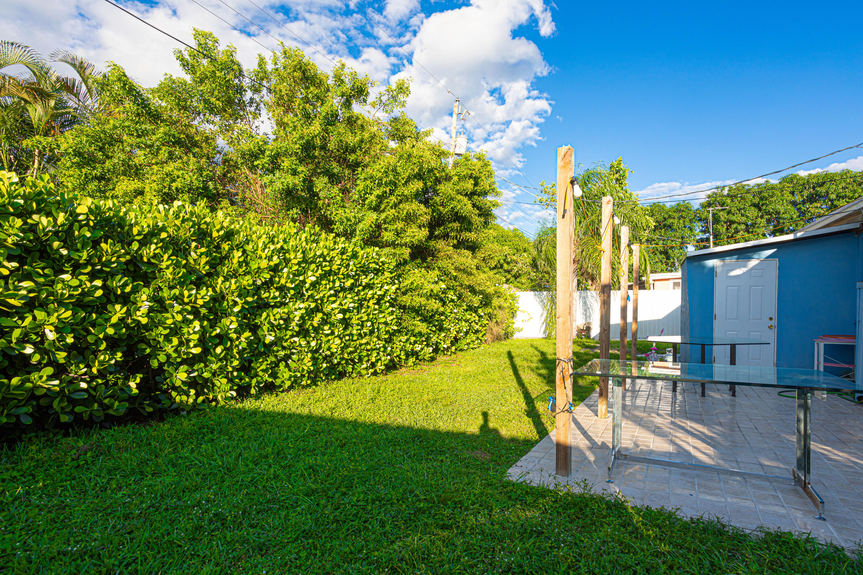 513 Beech Road West Palm Beach, FL 33409 - Photo 13 of 13 casa-19