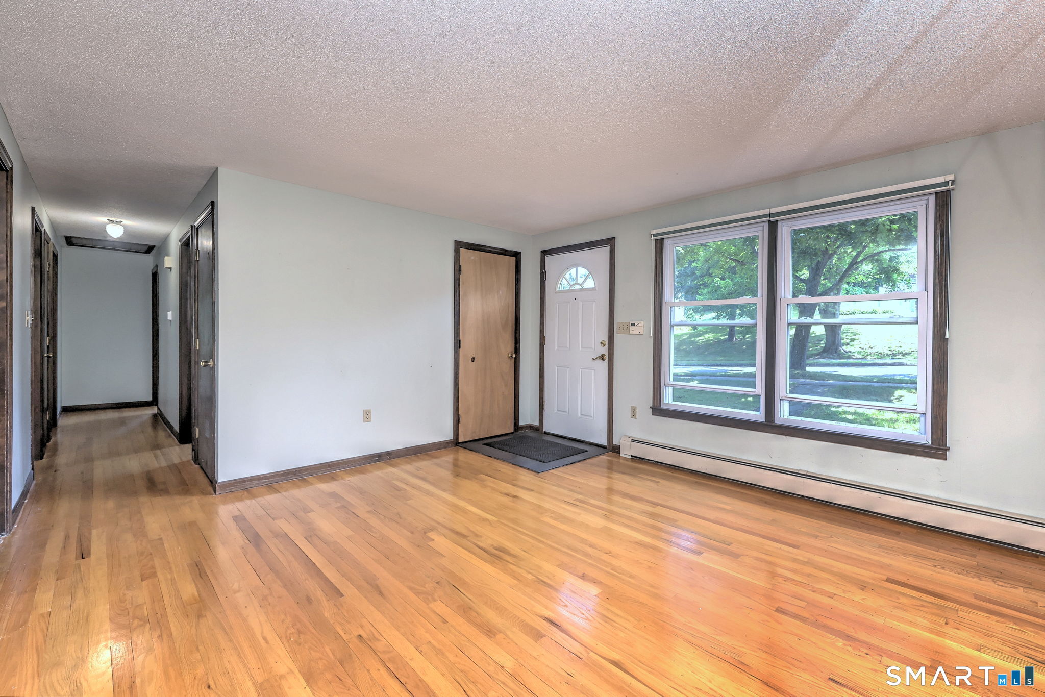 232 Anns Farm Road Hamden, CT 06518 - Photo 10 of 40
