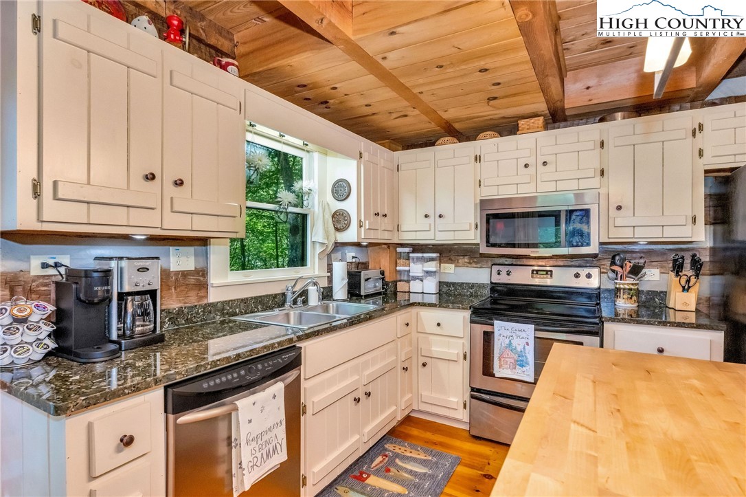 262 Homestead Road Todd, NC 28684 - Photo 18 of 32 Gallery Image 18