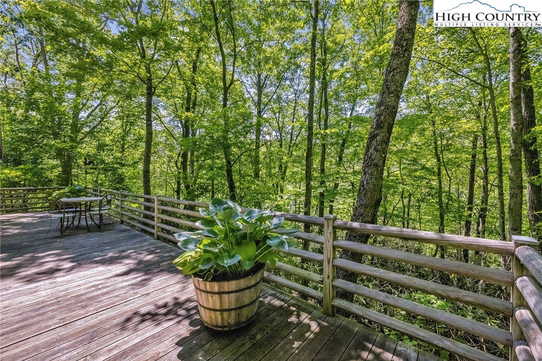 262 Homestead Road Todd, NC 28684 - Photo 10 of 32 Gallery Image 10