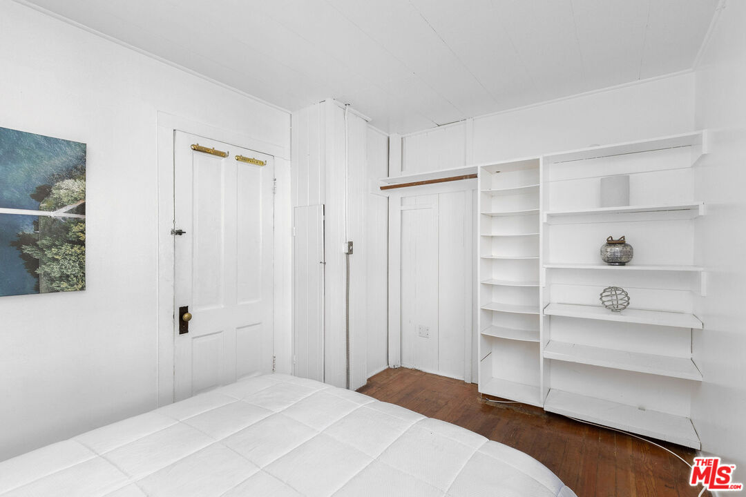 52 Ozone Avenue Venice, CA 90291 - Photo 25 of 56