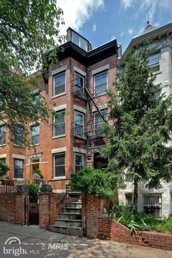 1813 Kalorama Road Northwest, Unit 1 Washington, DC 20009 - Photo 1 of 24 Exterior (Front)