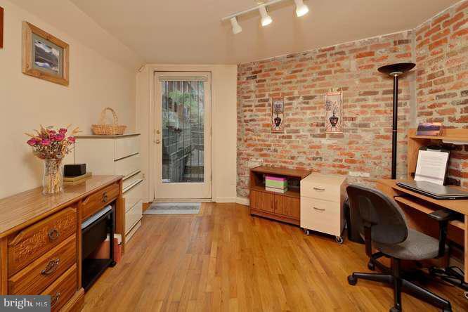 1813 Kalorama Road Northwest, Unit 1 Washington, DC 20009 - Photo 3 of 24 Bedroom