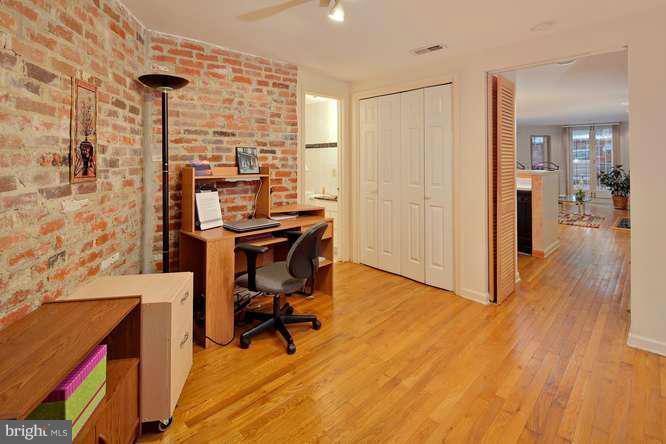 1813 Kalorama Road Northwest, Unit 1 Washington, DC 20009 - Photo 23 of 24 Bedroom
