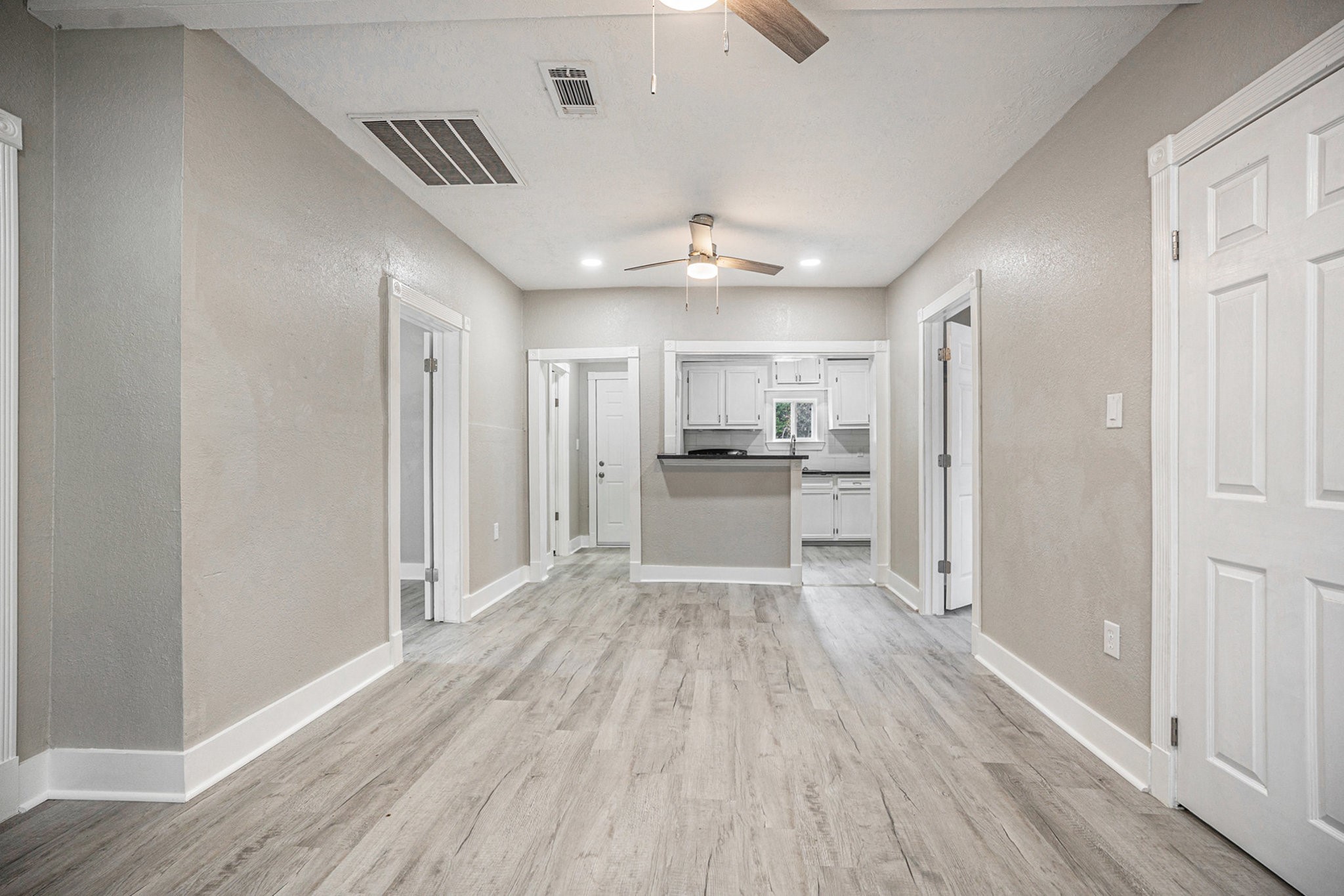 206 Edgar Street La Marque, TX 77568 - Photo 10 of 26