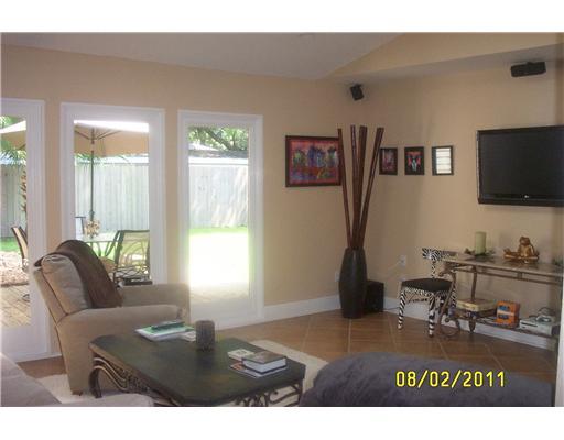 125 East Henfer Avenue River Ridge, LA 70123 - Photo 2 of 5 Gallery Image 2