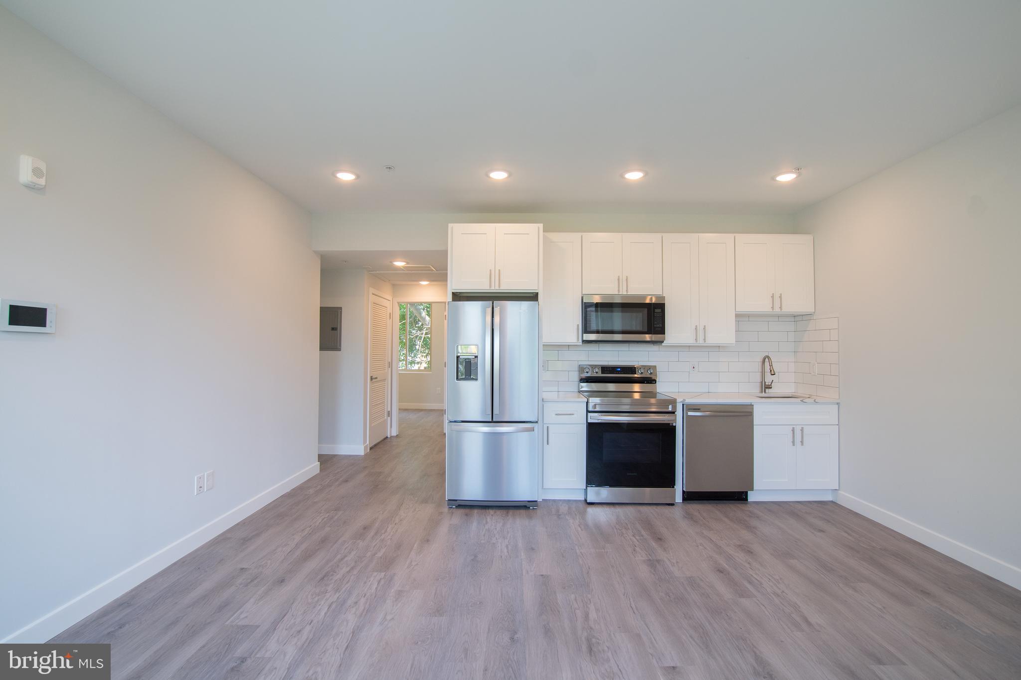 2649 Titan Street, Unit B Philadelphia, PA 19146 - Photo 5 of 16