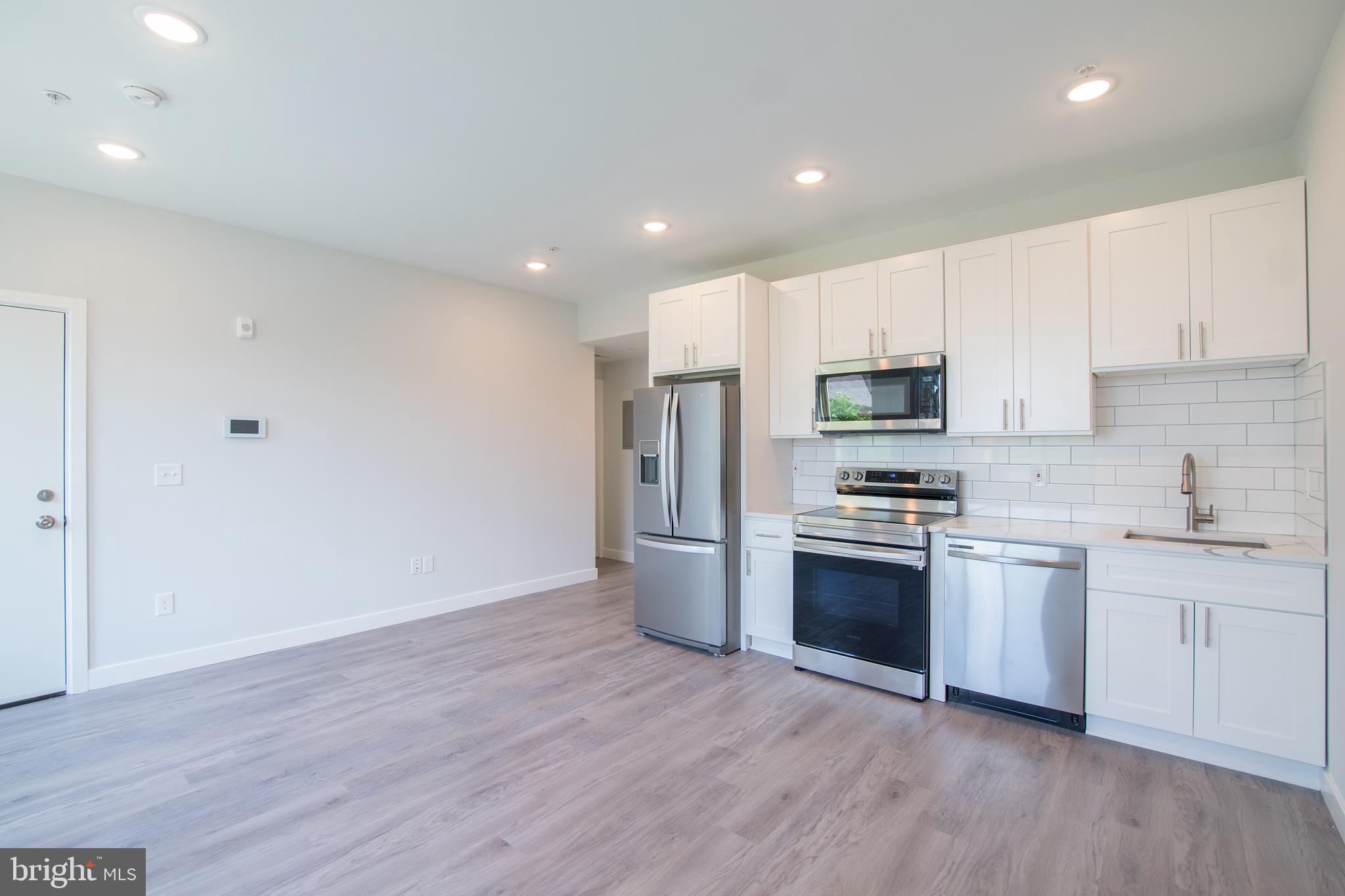 2649 Titan Street, Unit B Philadelphia, PA 19146 - Photo 6 of 16