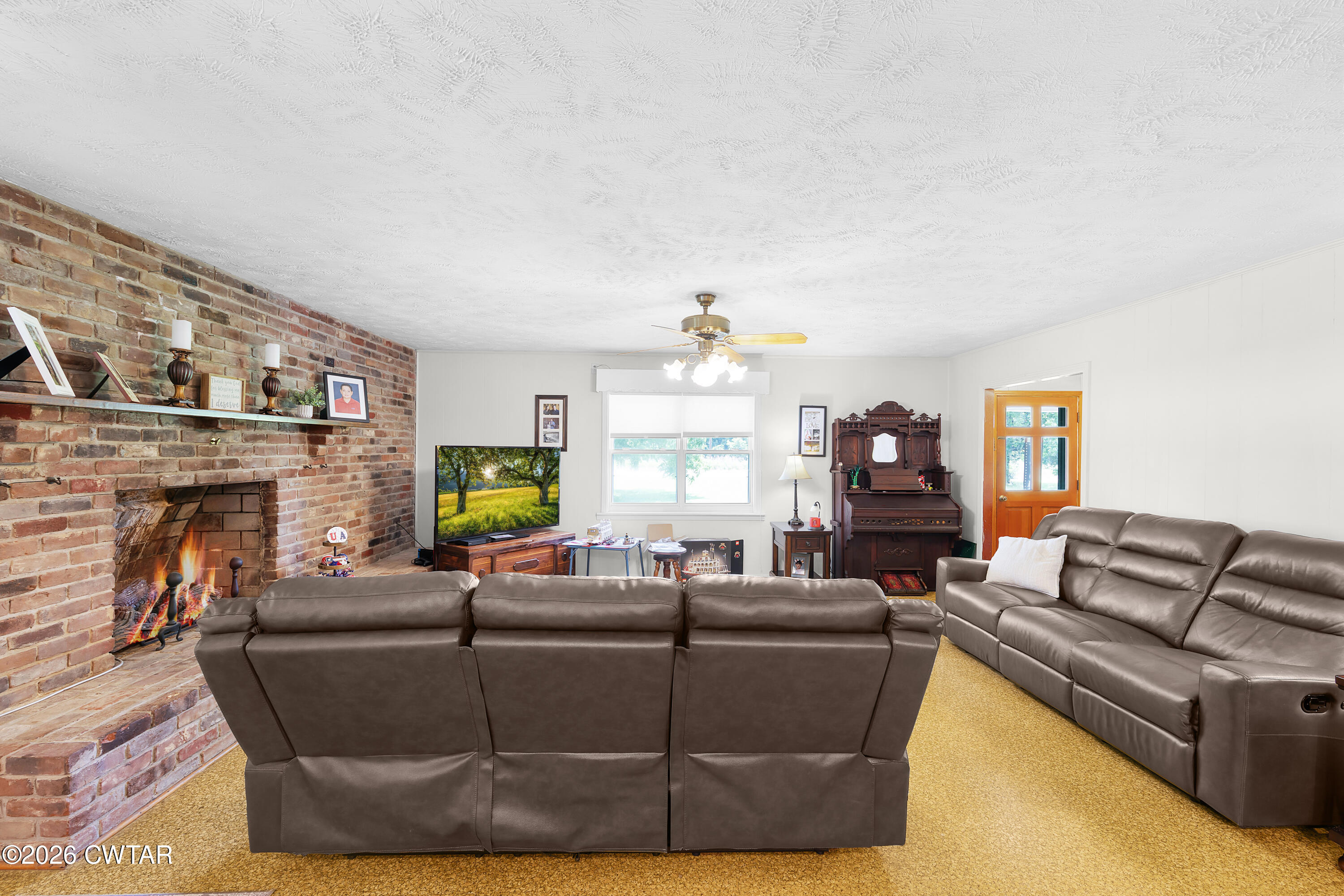 1321 Old Humboldt Road Jackson, TN 38305 - Photo 4 of 31 Living Room