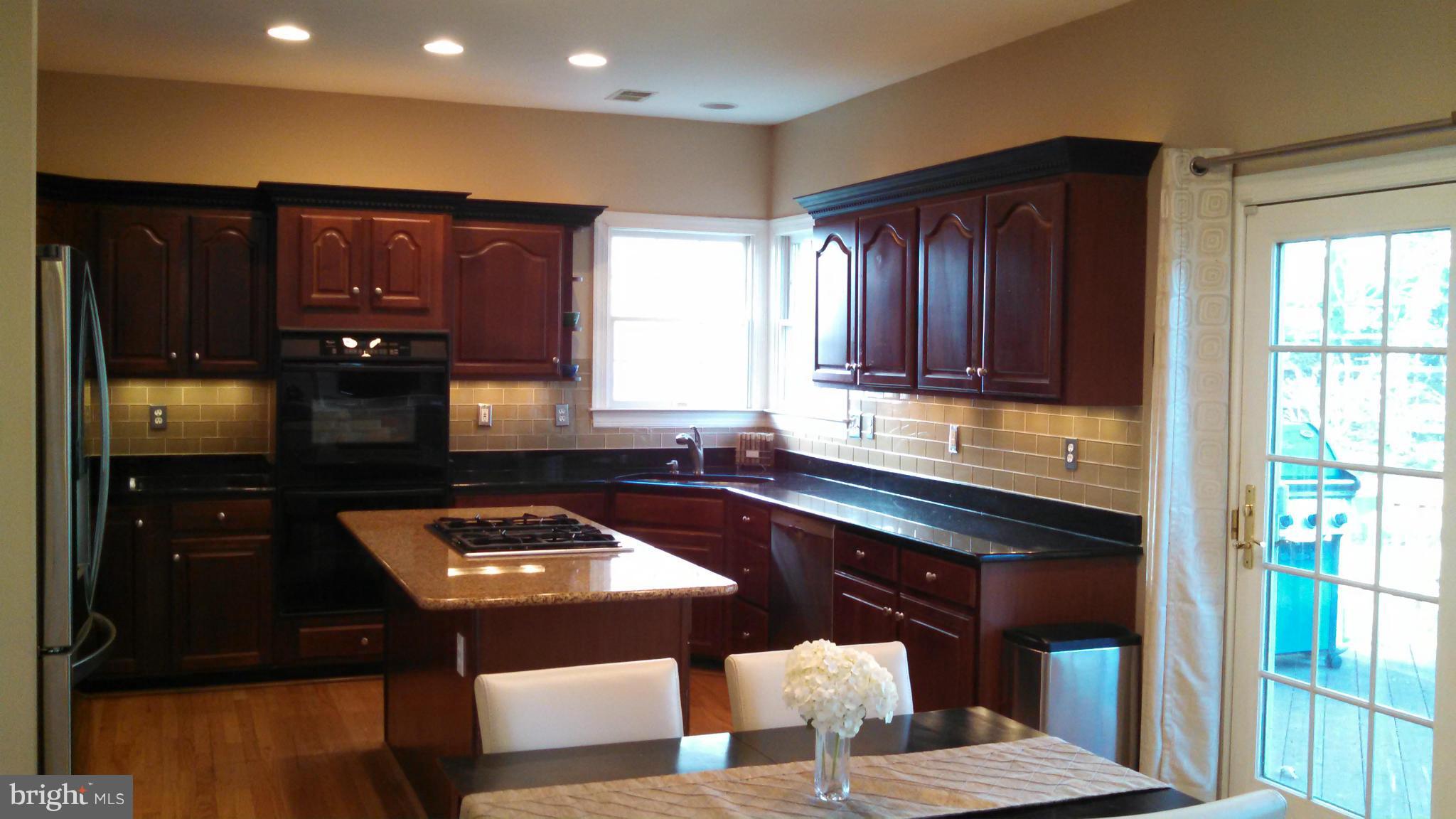 6433 Empty Song Road Columbia, MD 21044 - Photo 11 of 30 Kitchen