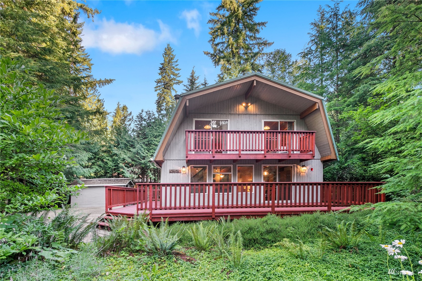 21005 Pinnacle Road Glacier, WA 98244 - Photo 1 of 40 Gallery Image 1