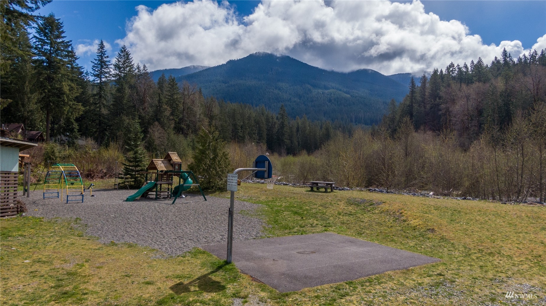 21005 Pinnacle Road Glacier, WA 98244 - Photo 37 of 40 Gallery Image 37